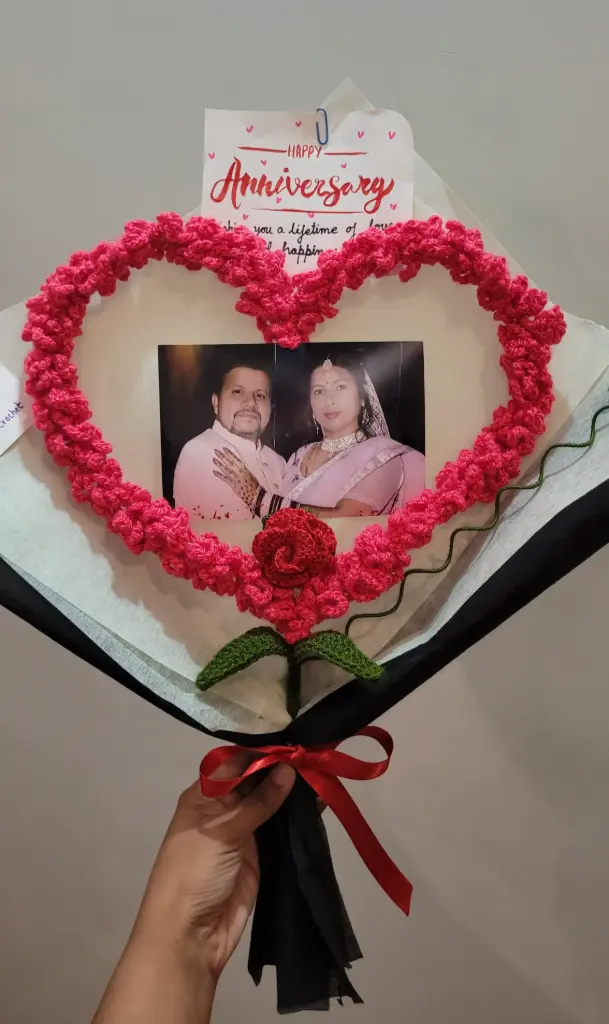 Heartfelt Anniversary bouquet