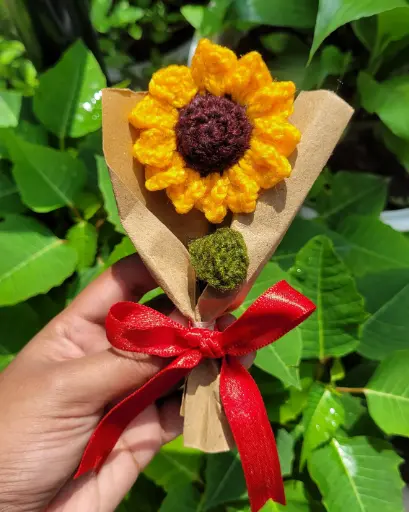 Sunshine Blossom mini Bouquet